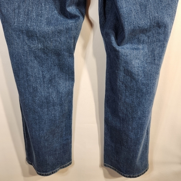 Torrid Distressed Bootcut Jeans, Size 20 - Picture 7 of 15